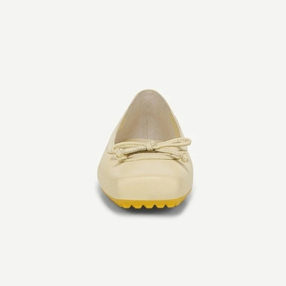 💛🔹️Franco Sarto🔹️lemonade Yellowb Leather Imara Ballet Flat - Picture 5 of 7